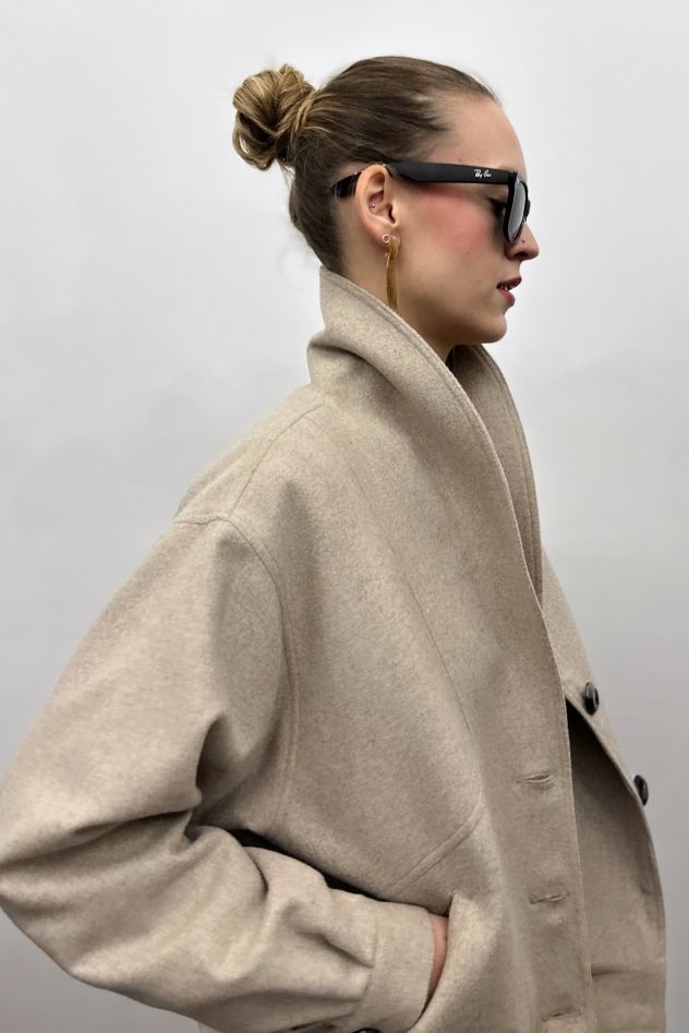 WEŁNIANA Kurtka THE 70s melanżowy beż z guzikami i szerokim kołnierzem 