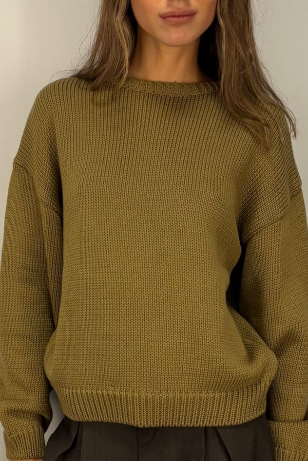 Długi i krótszy bawełniany sweter  ZIELONA oliwka khaki z okrągłym dekoltem oversize z naturalnej włoskiej 100% bawełny