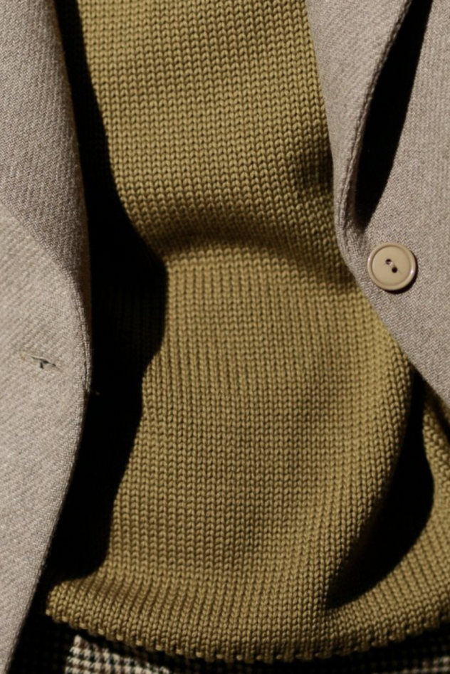Długi i krótszy bawełniany 100% ZIELONA oliwka khaki sweter z okrągłym dekoltem oversize z naturalnej dzianiny