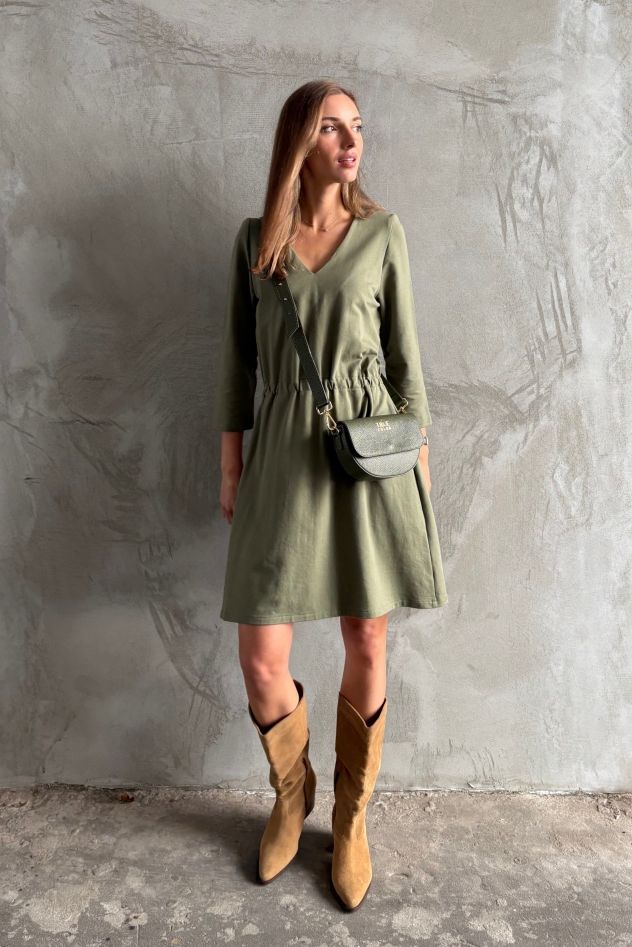 Bawełniana sukienka khaki z gumką, do kolan, 100% bawełna