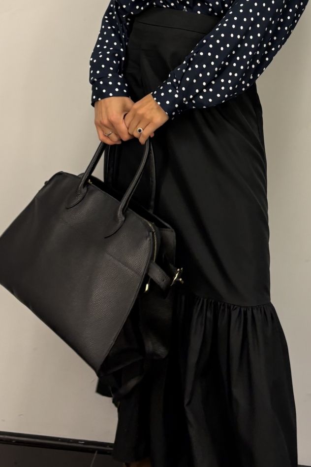 Duża Torebka skórzana czarna z podwójnymi uszami i długim paskiem 100% skóra naturalna