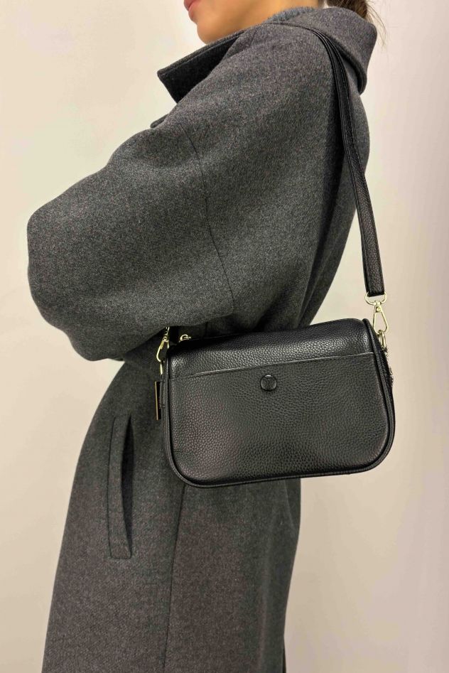 Skórzana mała torebka czarna o szerokim spodzie głęboka 100% skóra naturalna