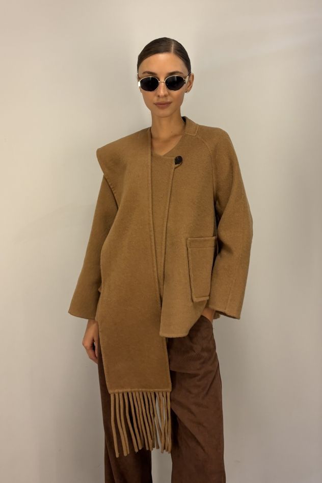 Kurtko płaszczyk wełniany camelowy karmelowy 100% Wełna z osobnym szalem w komplecie