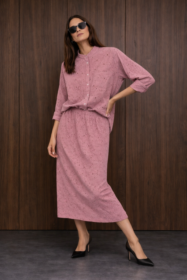 Bawełniany ażurowy różowy komplet koszula ze stójką, bez kołnierzyka i spódnica