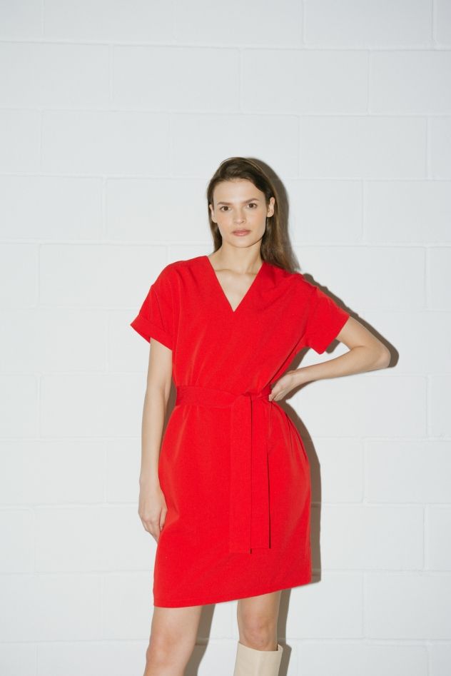 Czerwona sukienka Classy red power