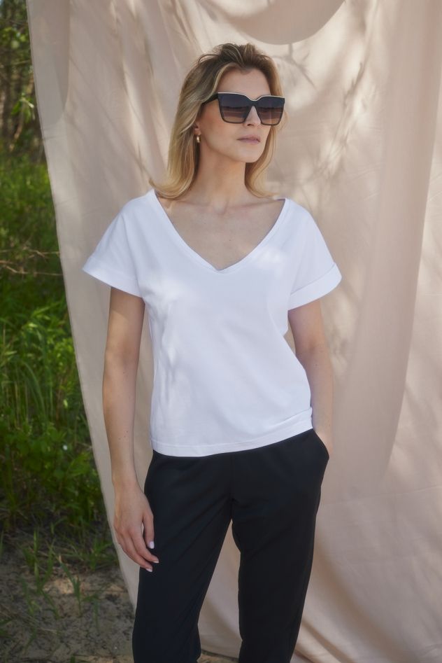 Bluzka w stylu TSHIRTu w serek z TENCELU oversize khaki