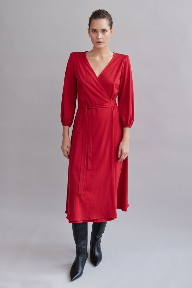 Bawełniana miękka sukienka kopertowa midi soczysta czerwień jak wino 