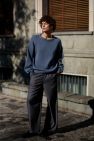 Bawełniany 100% naturalny niebiesko jeansowy sweter z okrągłym dekoltem oversize z naturalnej dzianiny bawełnianej