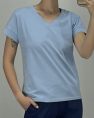 Błękitny bawełniany TSHIRT z mięsistej bawełny 100% jasno niebieskiej z dekoltem V