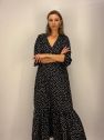 Wiskozowa sukienka czarna w białe groszki CELEBRATION z falbaną i paskiem