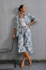 SHOP THE LOOK 20 - komplet bawełna w kwiaty na lato jortsy długie szorty kuloty za kolano i koszula - krótkie spodenki i góra z tej samej lekkiej włoskiej bawełny (Kopia)
