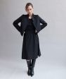 Krótka marynarka wełniana czarna bez guzików LOOSE & Elegance SHORT