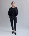Krótka marynarka wełniana czarna bez guzików LOOSE & Elegance SHORT