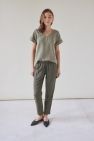 Bluzka w stylu TSHIRTu w serek z TENCELU oversize khaki