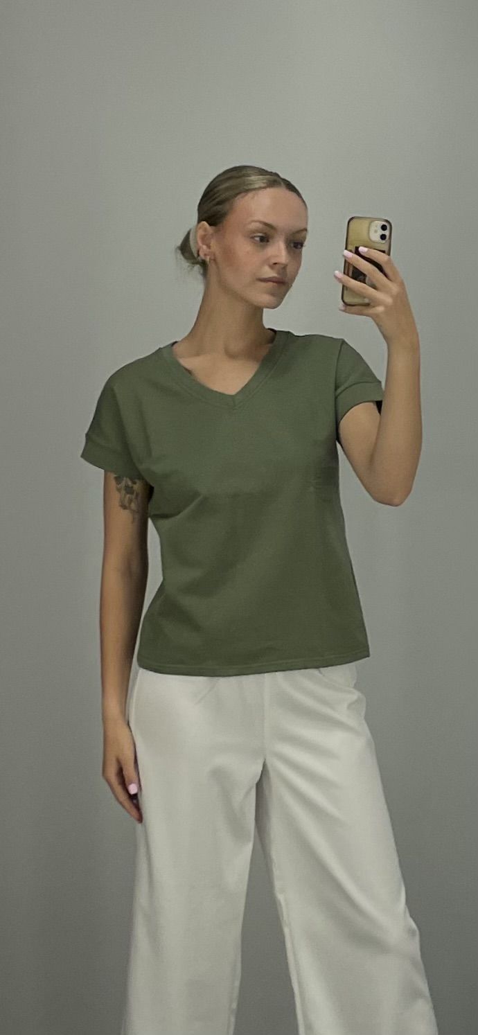 Zielony Bawełniany TSHIRT z mięsistej 100% bawełny zielony-khaki