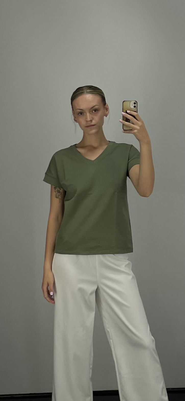 Zielony Bawełniany TSHIRT z mięsistej 100% bawełny zielony-khaki