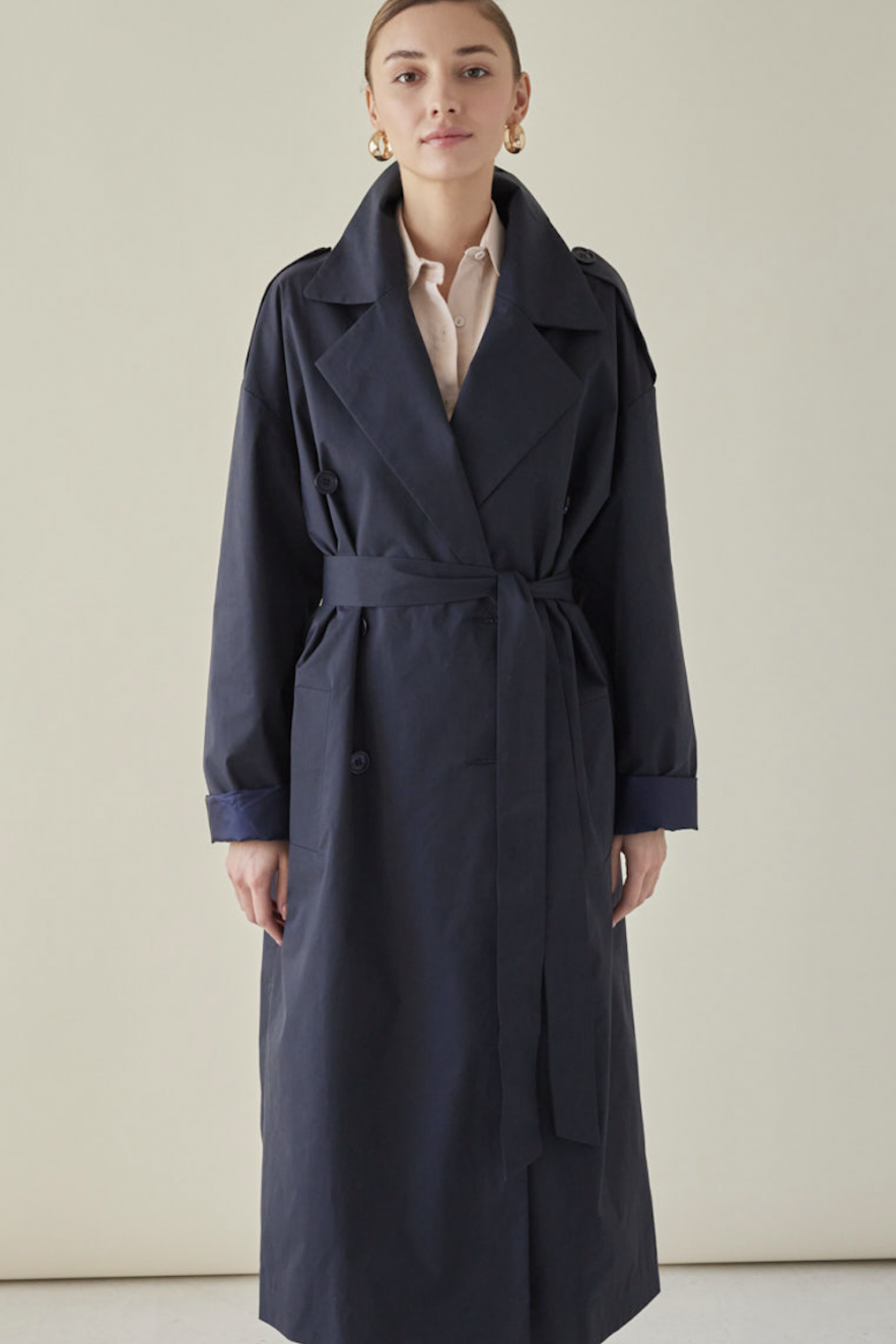 Granatowy bawełniany płaszcz prochowiec Kind Of Magic