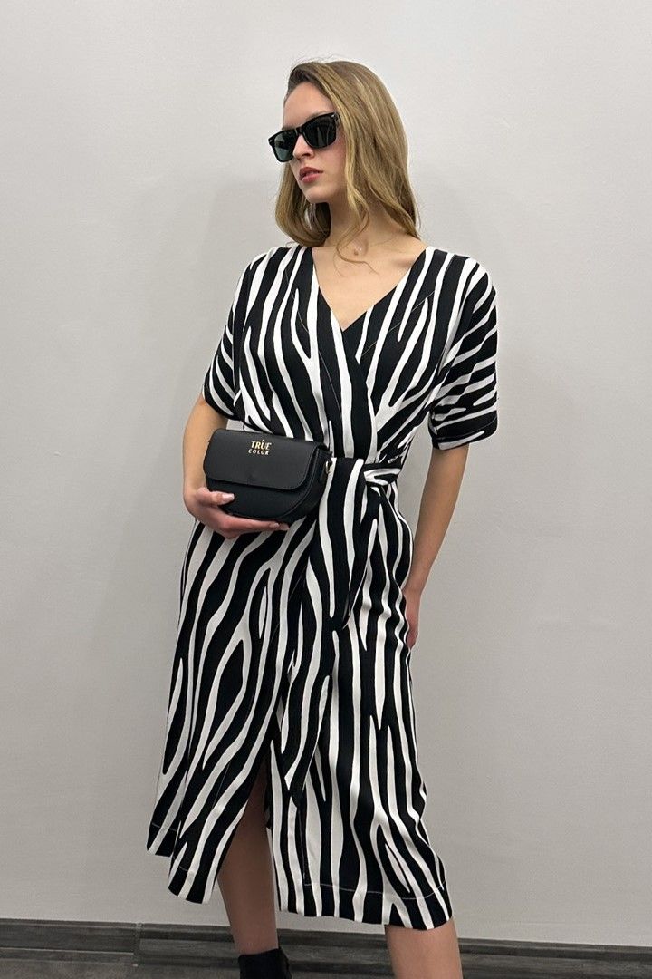 Sukienka kopertowa PARIS PARIS LONG midi wiskozowa czarno-biały print zebra z szerokim paskiem 100% wiskoza włoska