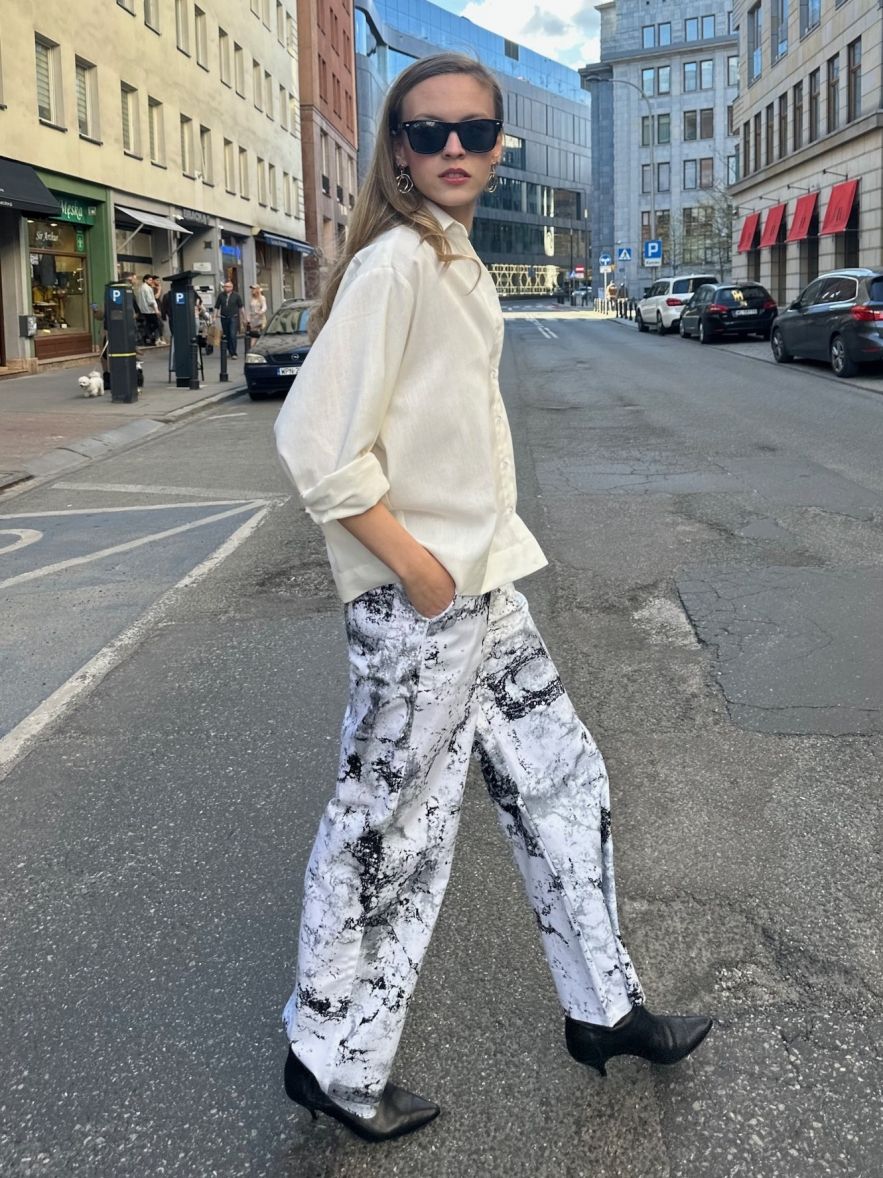 SHOP THE LOOK 2 - limitowane spodnie dżinsowe i biała koszula