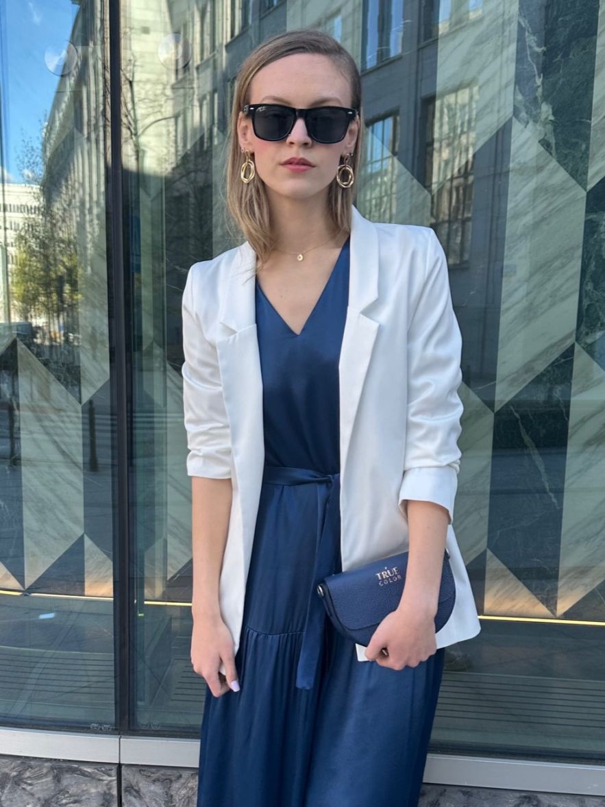 SHOP THE LOOK 8 - elegancki zestaw sukienki z marynarką i torebką