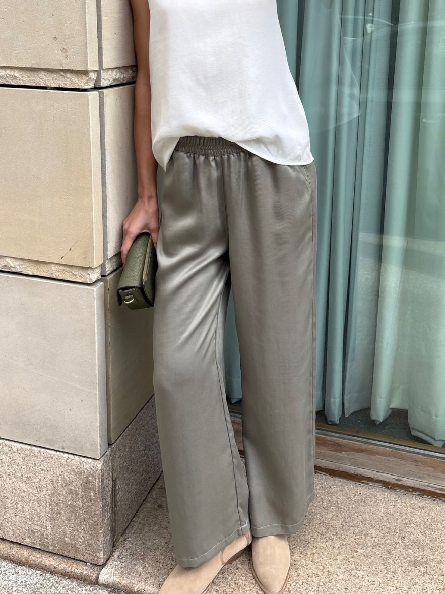 Spodnie szerokie khaki lekkie z gumką w pasie tencel 100%  