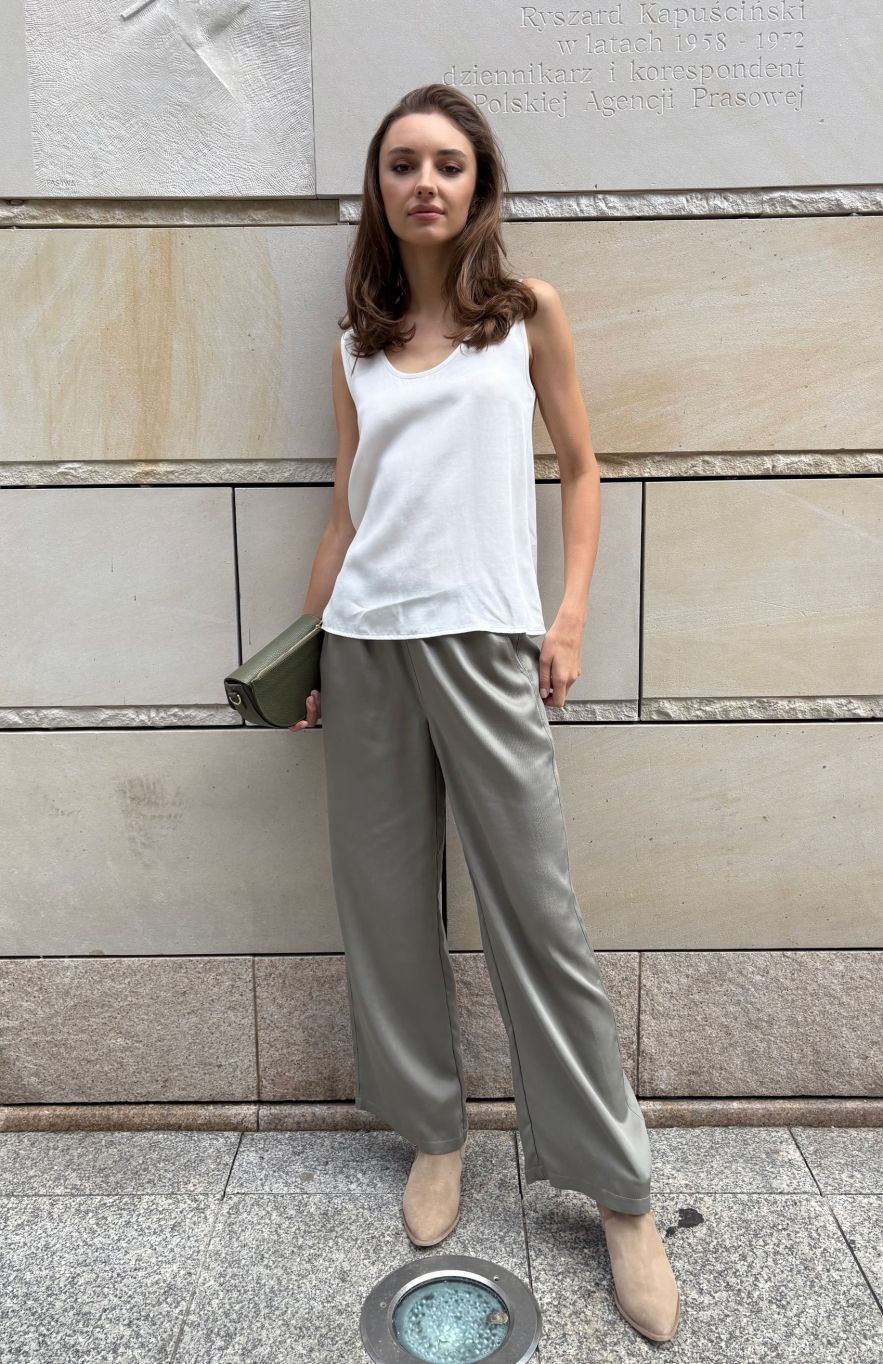 Spodnie szerokie khaki lekkie z gumką w pasie tencel 100%  
