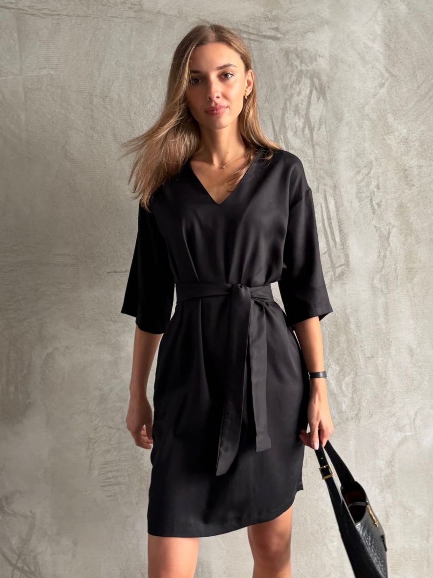 Czarna sukienka Classy czarna 100% tencel
