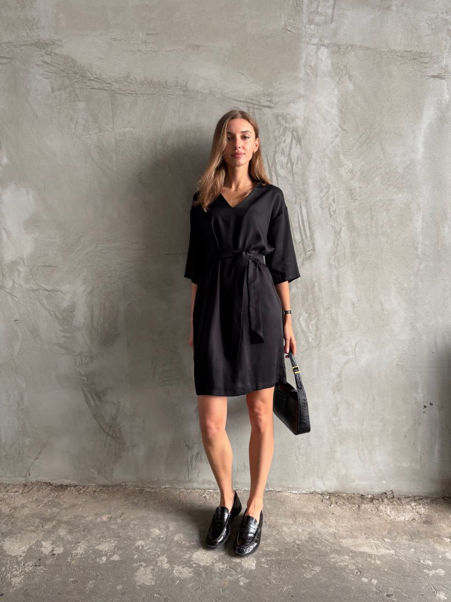 Czarna sukienka Classy czarna 100% tencel