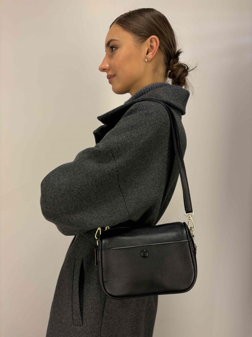 Skórzana mała torebka czarna o szerokim spodzie głęboka 100% skóra naturalna