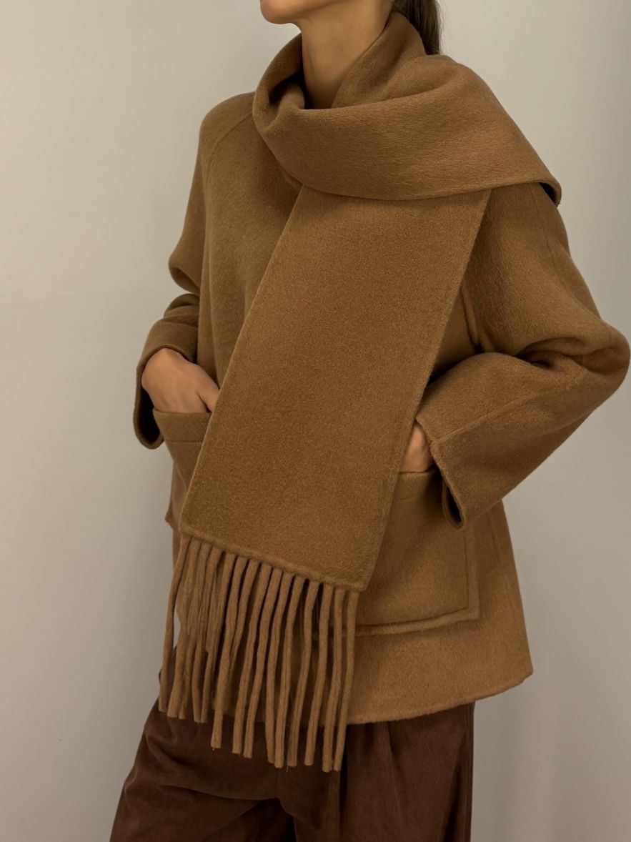 Kurtko płaszczyk wełniany camelowy karmelowy 100% Wełna z osobnym szalem w komplecie