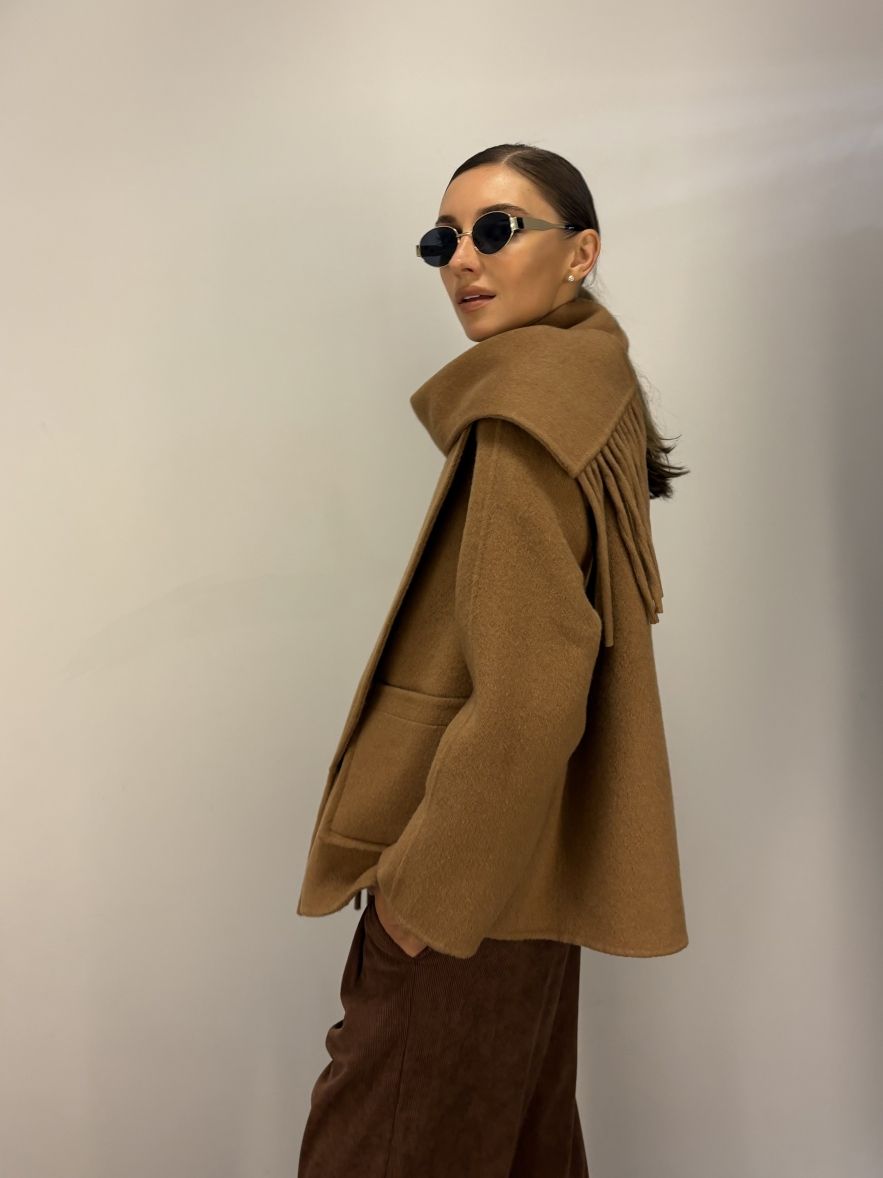 Kurtko płaszczyk wełniany camelowy karmelowy 100% Wełna z osobnym szalem w komplecie