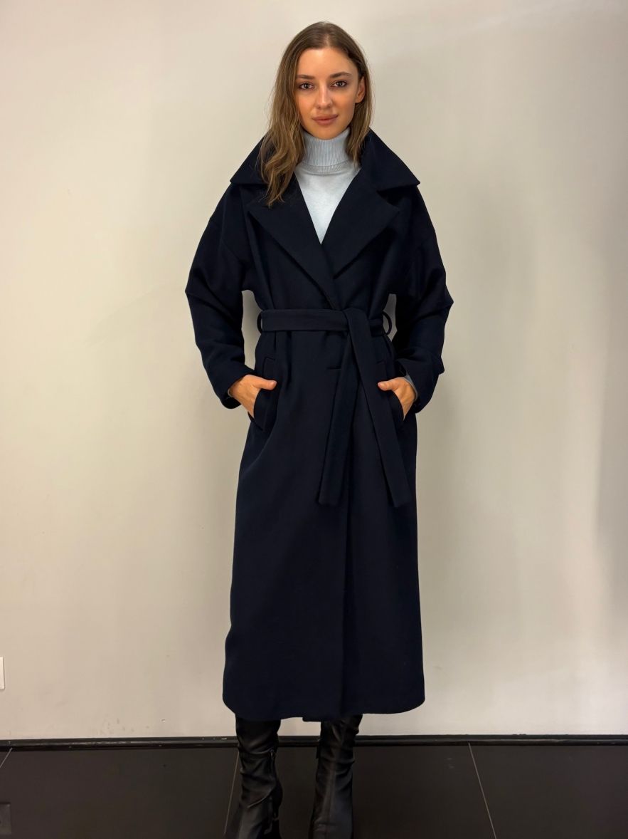 Granatowy oversize długi wełniany płaszcz