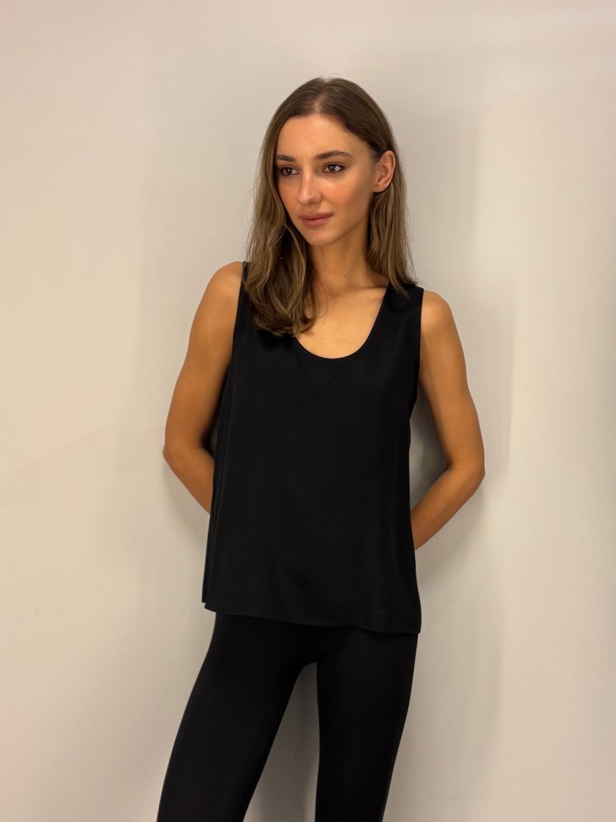 Czarny wiskozowy top bluzka samodzielny lub pod marynarkę