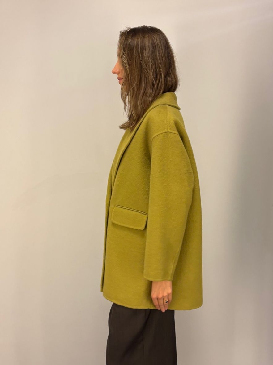 Narzutka lekki płaszczyk limonkowa zieleń wełna 100%