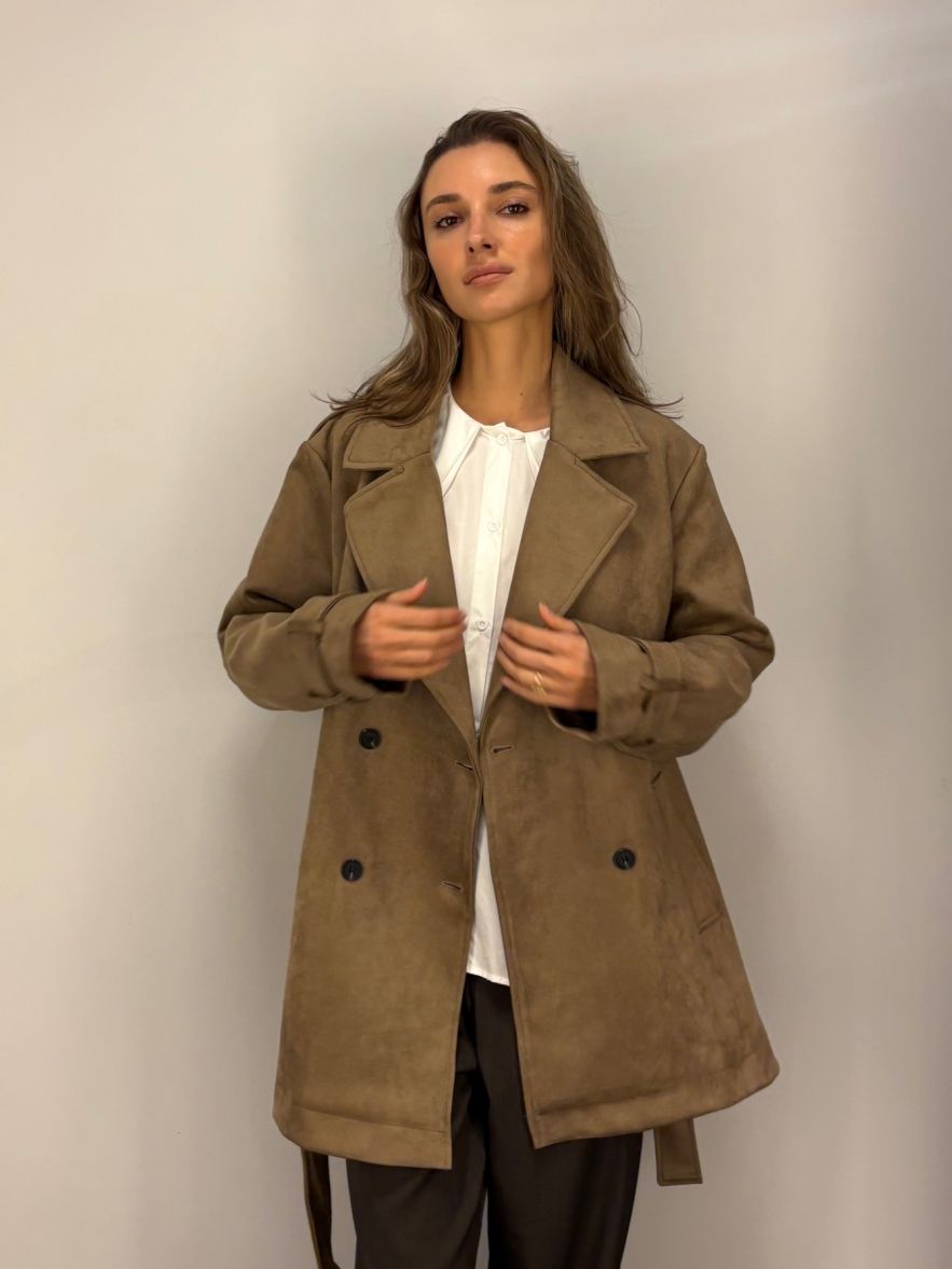 Zamszowy krótki płaszczyk kurtka szaro-khaki z paskiem WIOSNA 2026