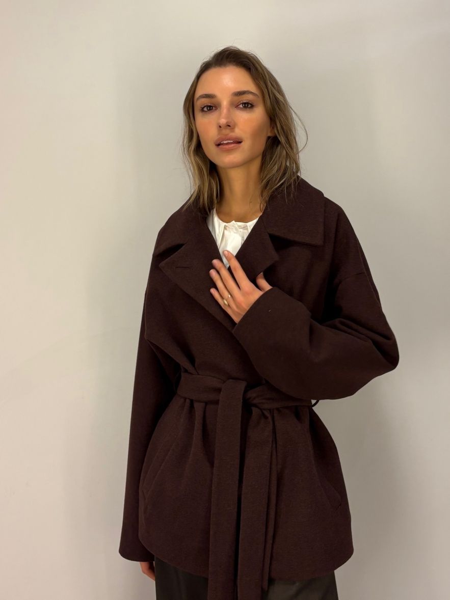 Wełniana czekoladowa kurtka krótki Płaszczyk w ciemnym burgundowym brązie 100% wełny z paskiem 