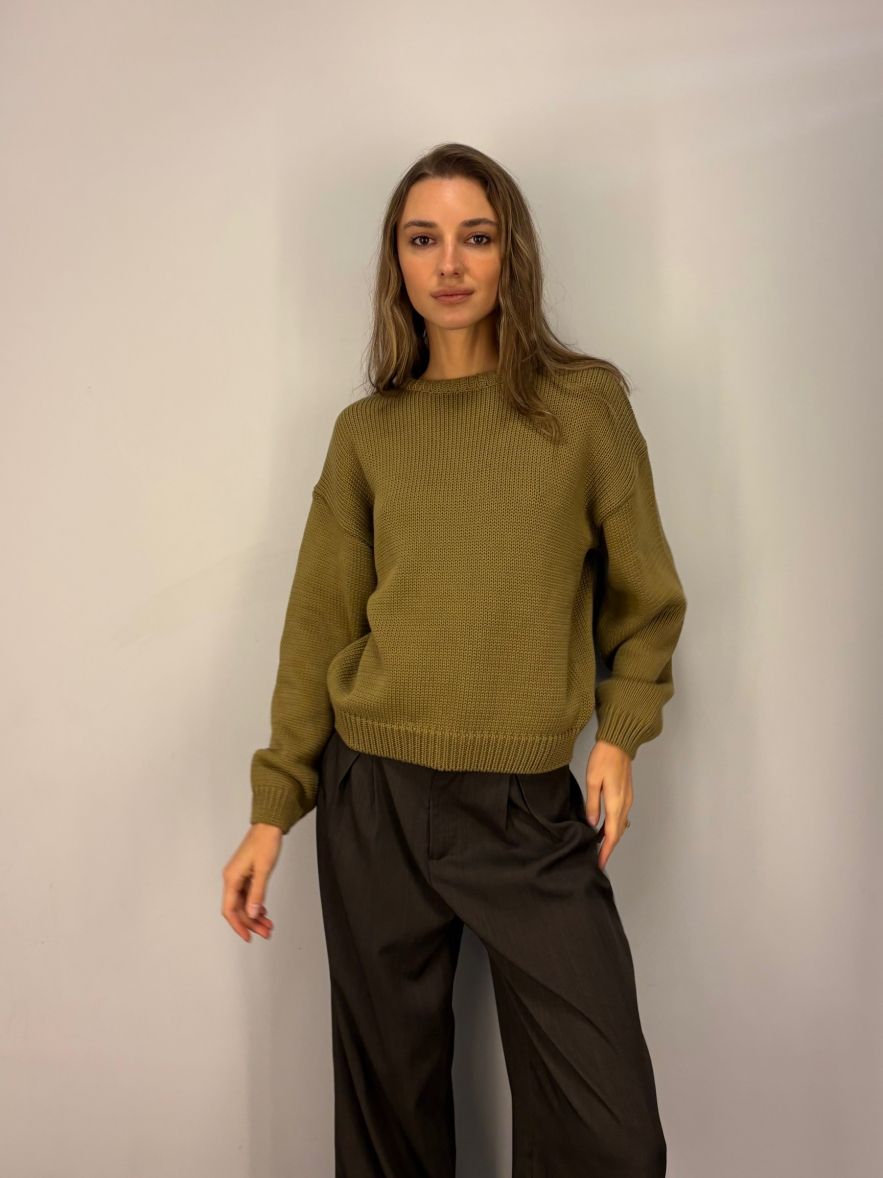 Długi i krótszy bawełniany sweter  ZIELONA oliwka khaki z okrągłym dekoltem oversize z naturalnej włoskiej 100% bawełny