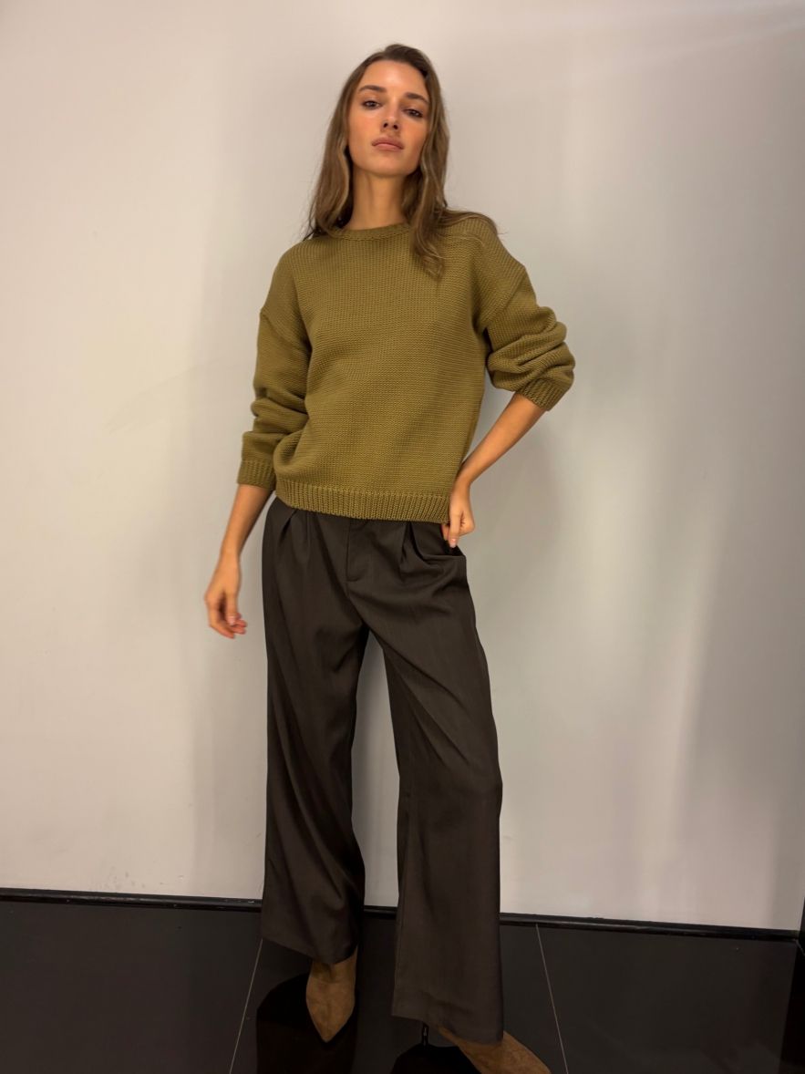 Długi i krótszy bawełniany sweter  ZIELONA oliwka khaki z okrągłym dekoltem oversize z naturalnej włoskiej 100% bawełny