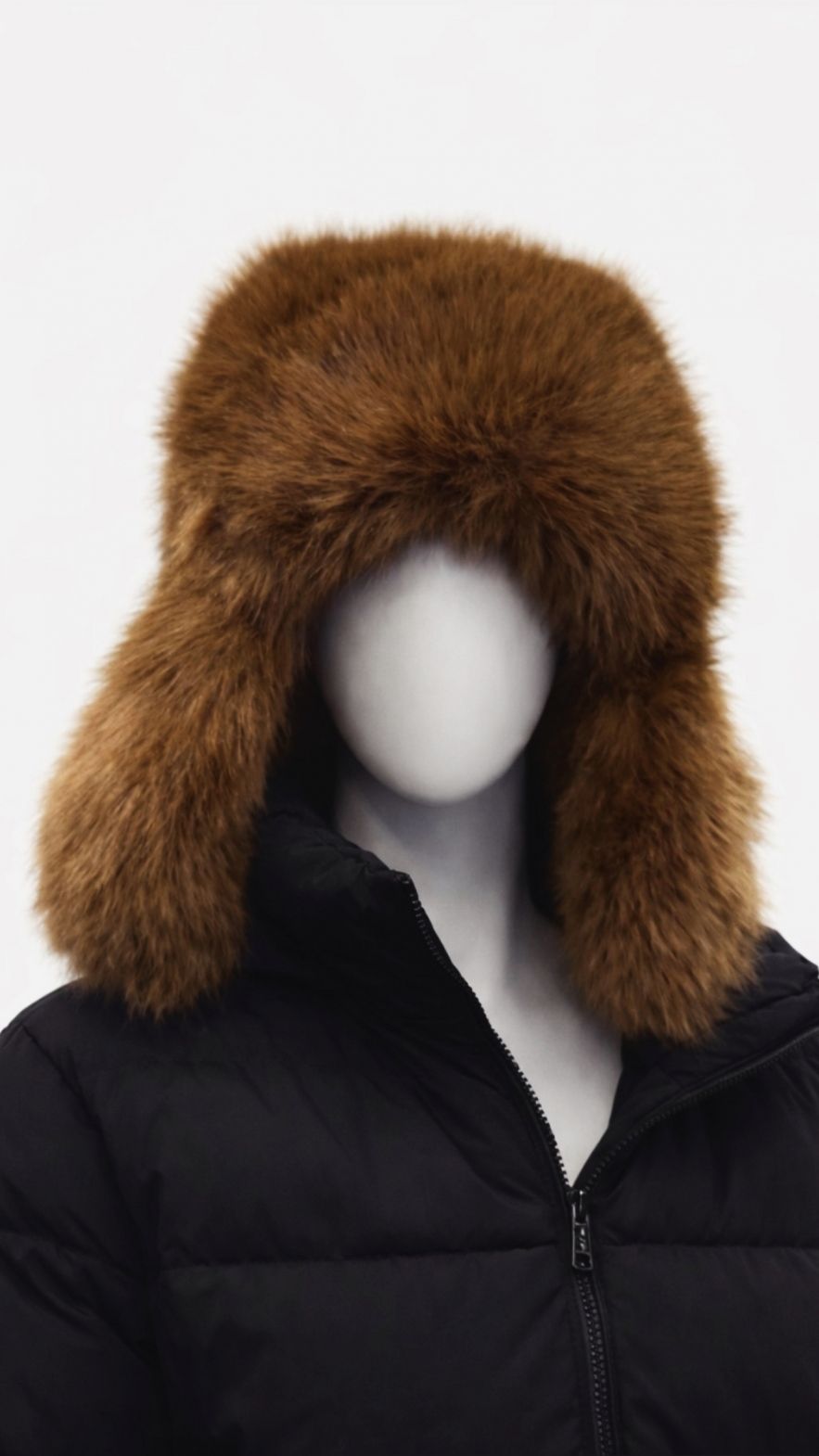 Duża czapka imitująca futro brązowa, miękka z uszami i zapięciem pod szyją 