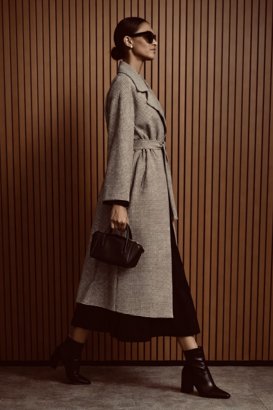 Długi Płaszcz w pepitkę Kind of Magic brązowo-beżowa pepitka wełna 100%