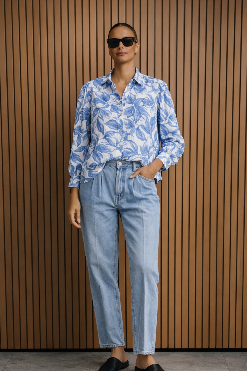 Koszula damska w niebiesko biały print kwiatowy 