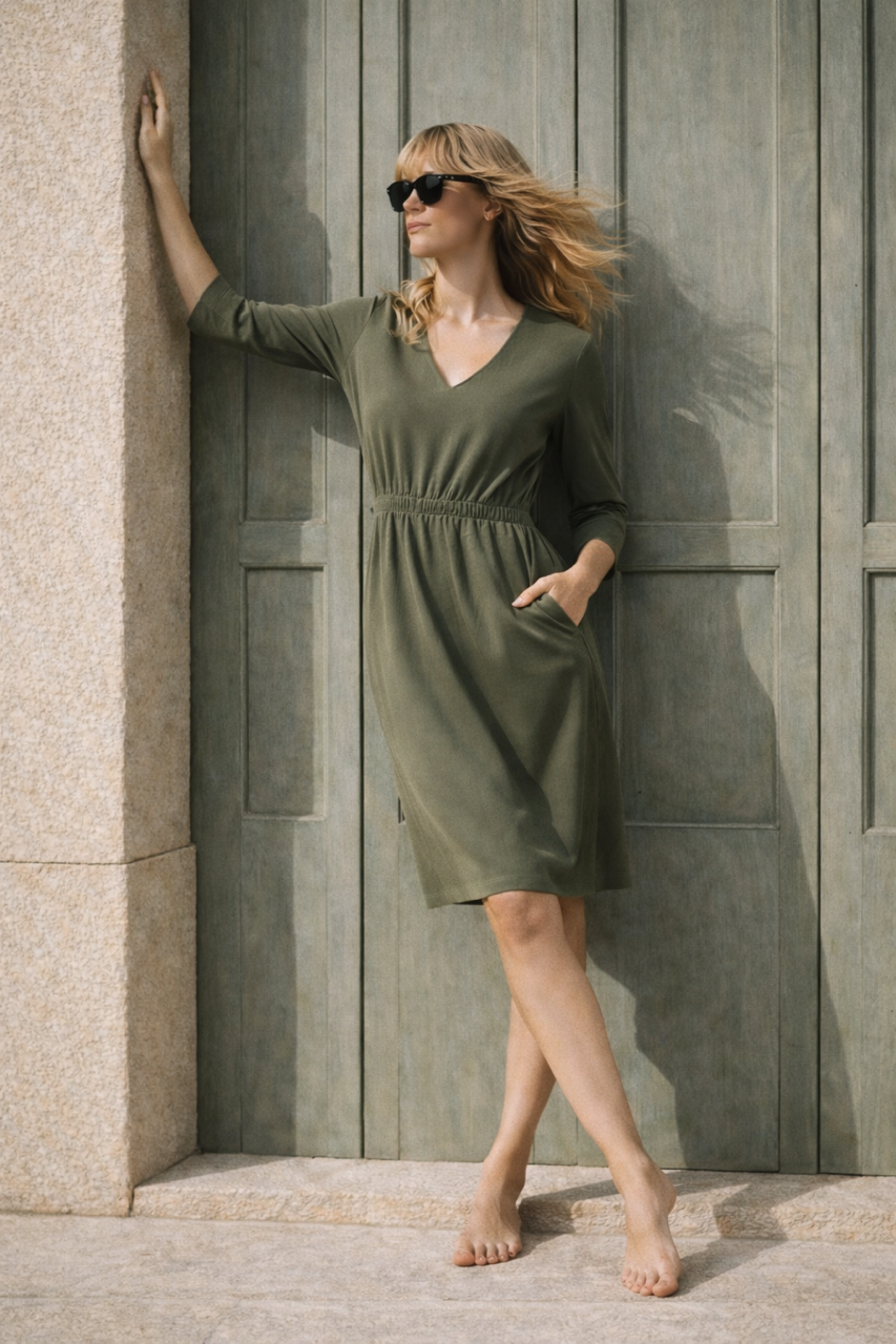 Sukienka dresowa solidna bawełna delikatna zieleń z lekką gumką