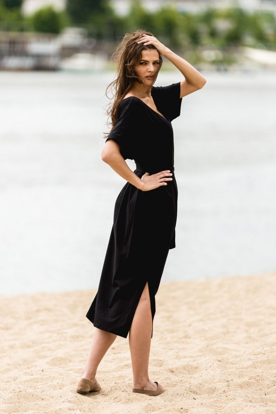 Czarna Bawełniana Sukienka z krótkim rękawem za kolano wersja midi