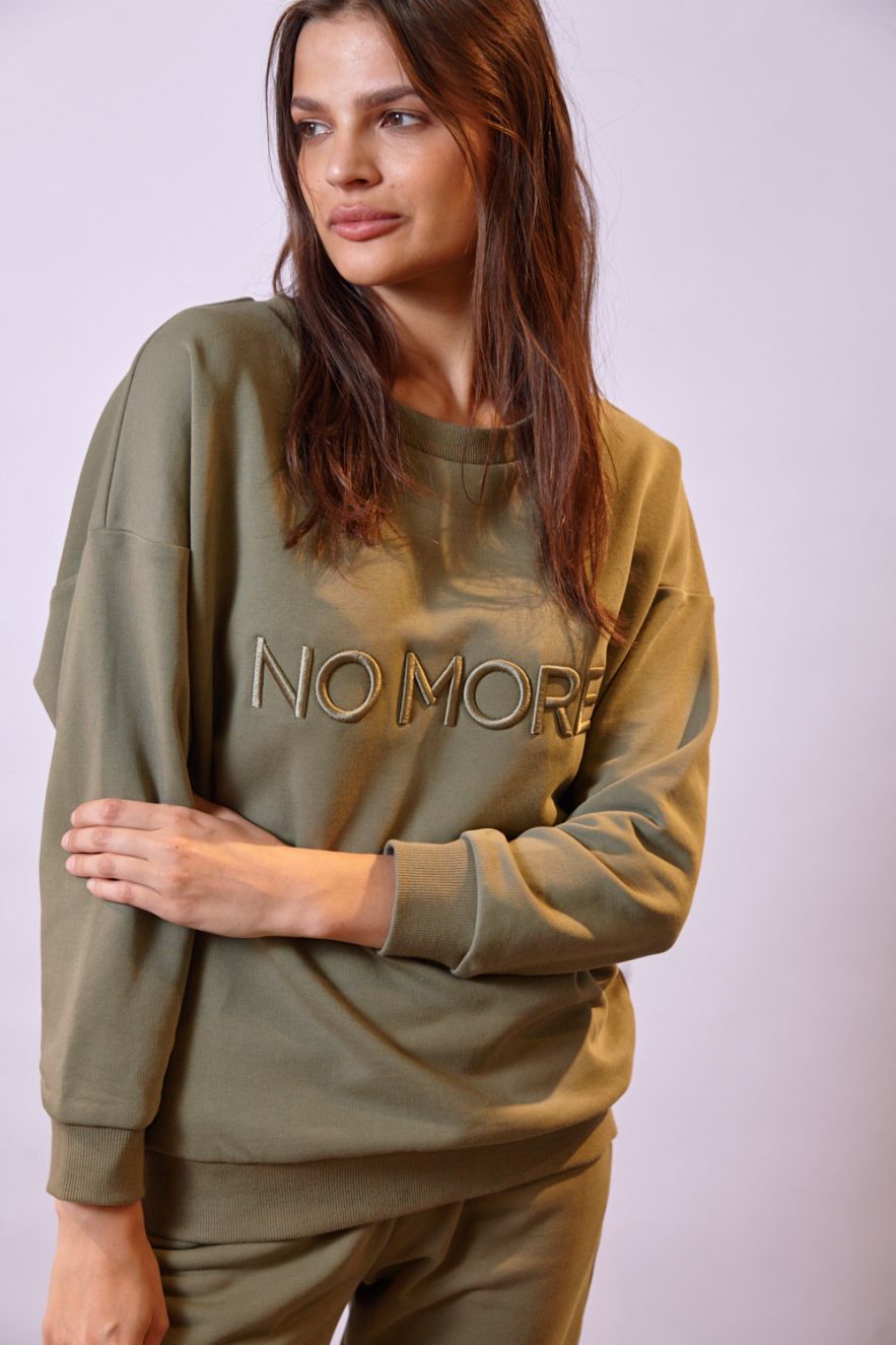 Bawełniana zielona Bluza z napisem No More khaki 100% bawełna