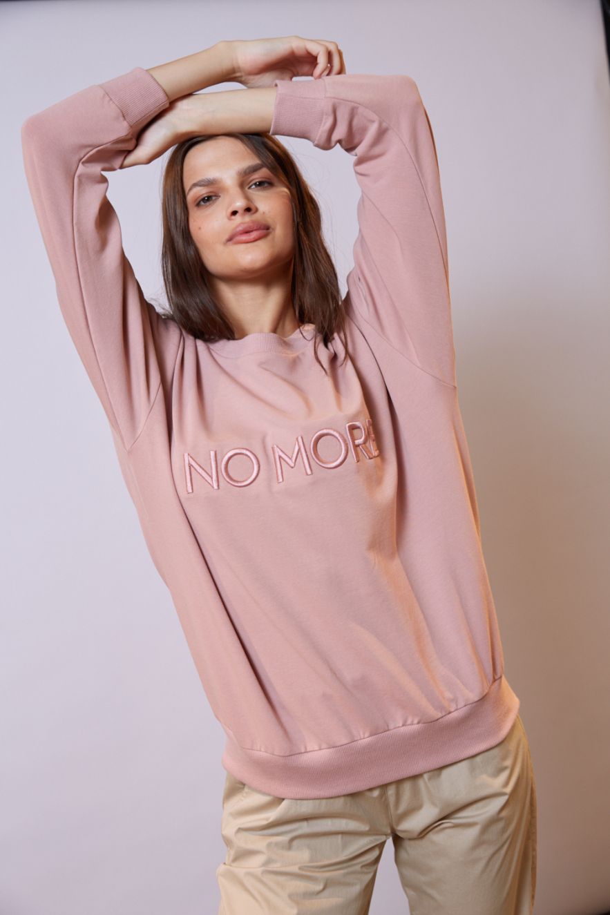 Różowa Bawełniana Bluza z napisem No More róź 100% bawełna
