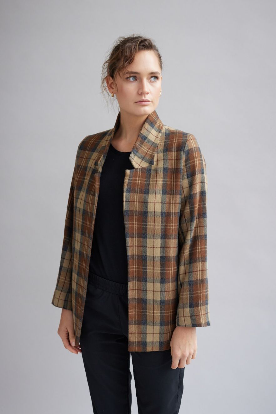 wełniana luźna niezapinana Marynarka 100% wełny w kratę rudawo brązową Loose & Elegance