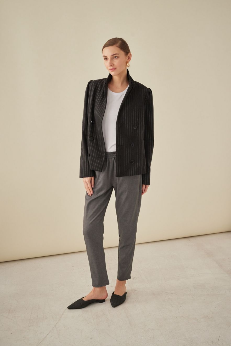 Czarna Wełniana Marynarka 100% wełny w białe paski z bufkami