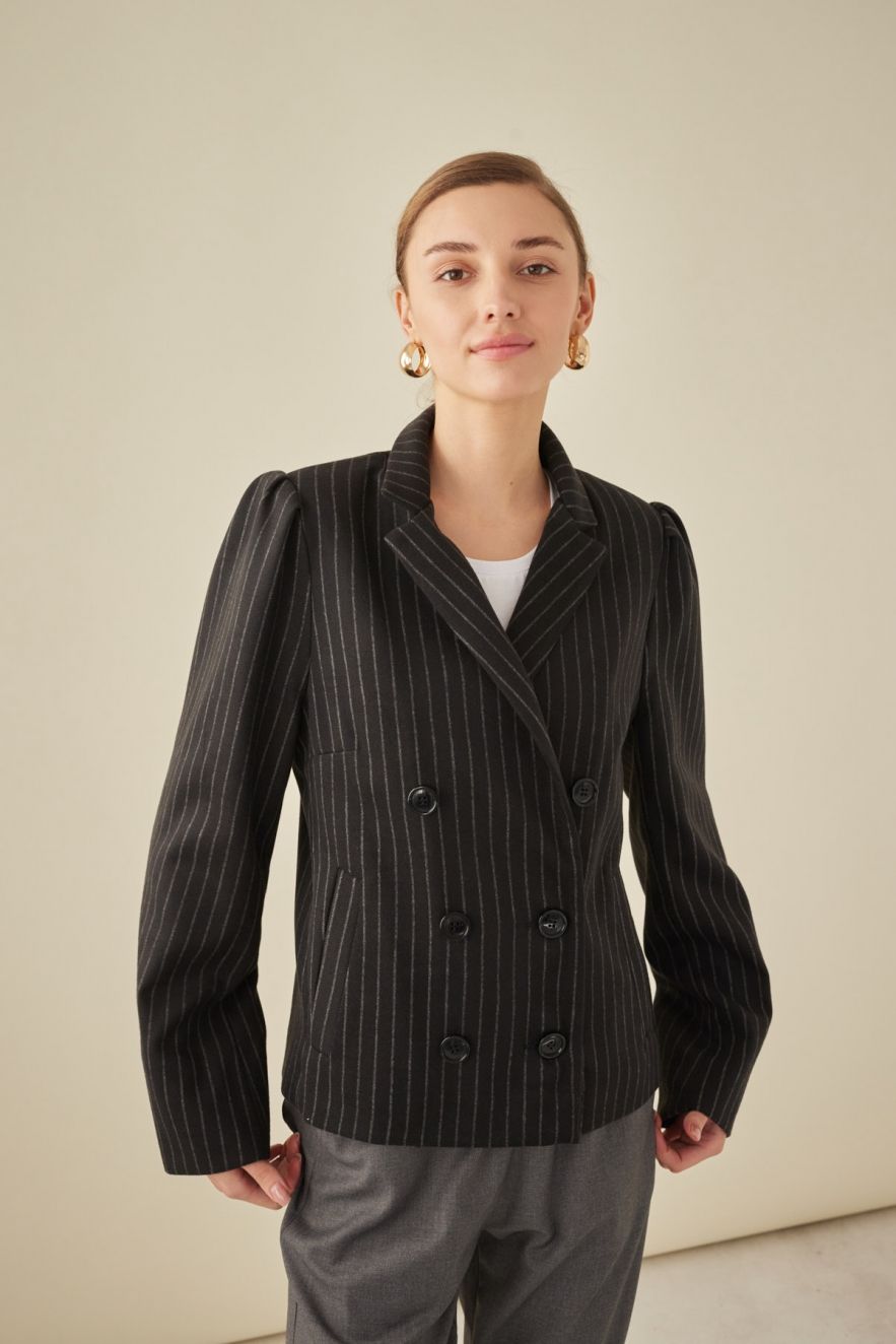 Czarna Wełniana Marynarka 100% wełny w białe paski z bufkami