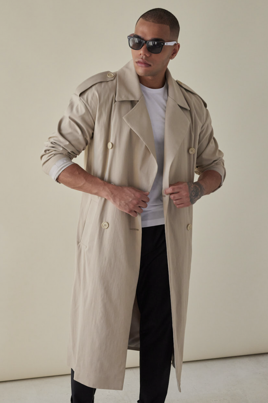 Beżowy oversize'owy bawełniany płaszcz prochowiec z pagonami unisex chłodny beż